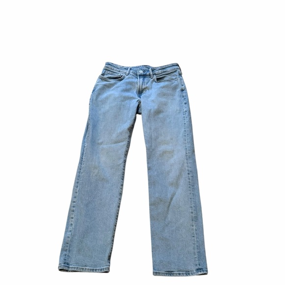H&M Other - H&M light wash regular fit jeans. Size 30 x30. GUC